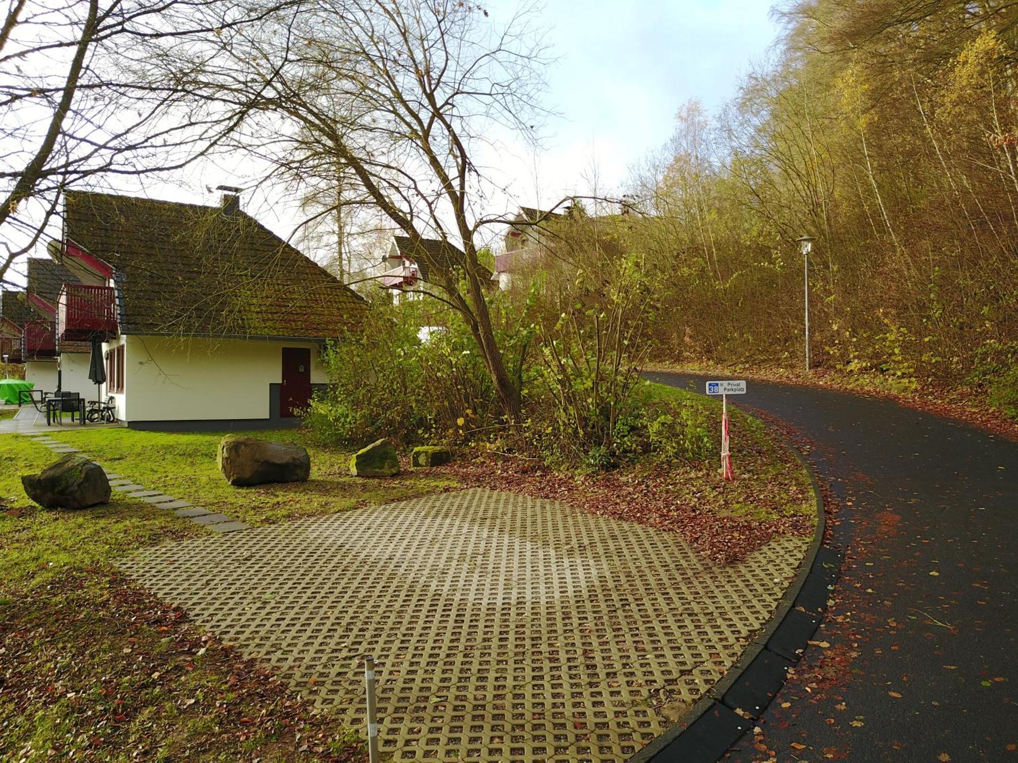 Huis 38 Seepark Kirchheim เคียร์ชไฮม์ ภายนอก รูปภาพ
